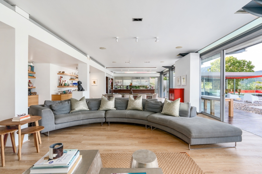 7 Bedroom Property for Sale in Valley Area Western Cape